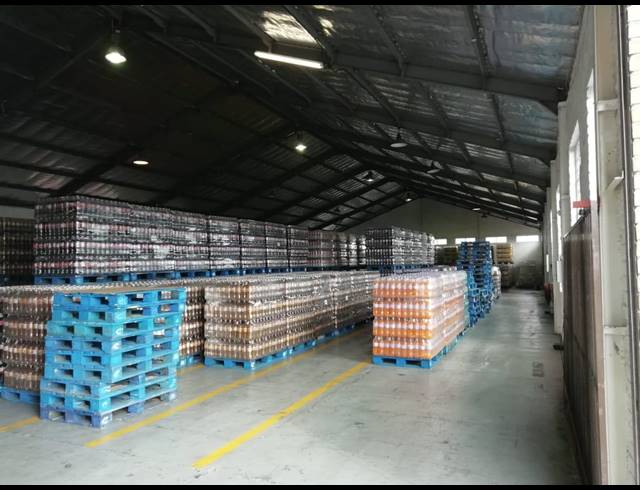 1,350M² FACTORY TO LET IN TRIANGLE FARM
